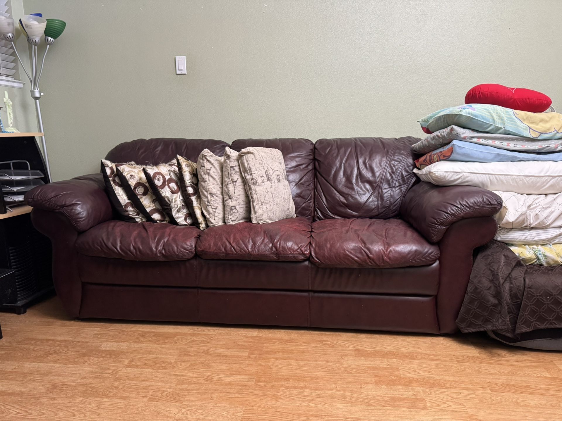 4pc Lazy Boy Sofa Set