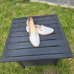 UGG Shoes Leather Women Size 8.5  