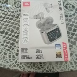 JBL Tour Pro 3