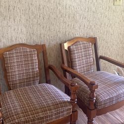Rolling Chairs 