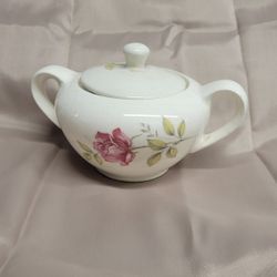Sugar Bowel Beautiful Victorian China Peice 