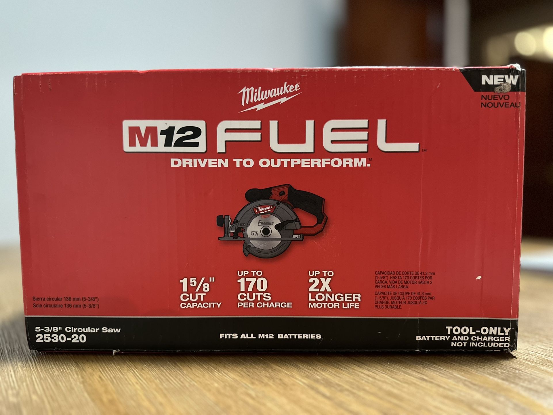 Milwaukee m12 skill saw