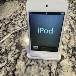 iPod touch fourth generation/iHome
