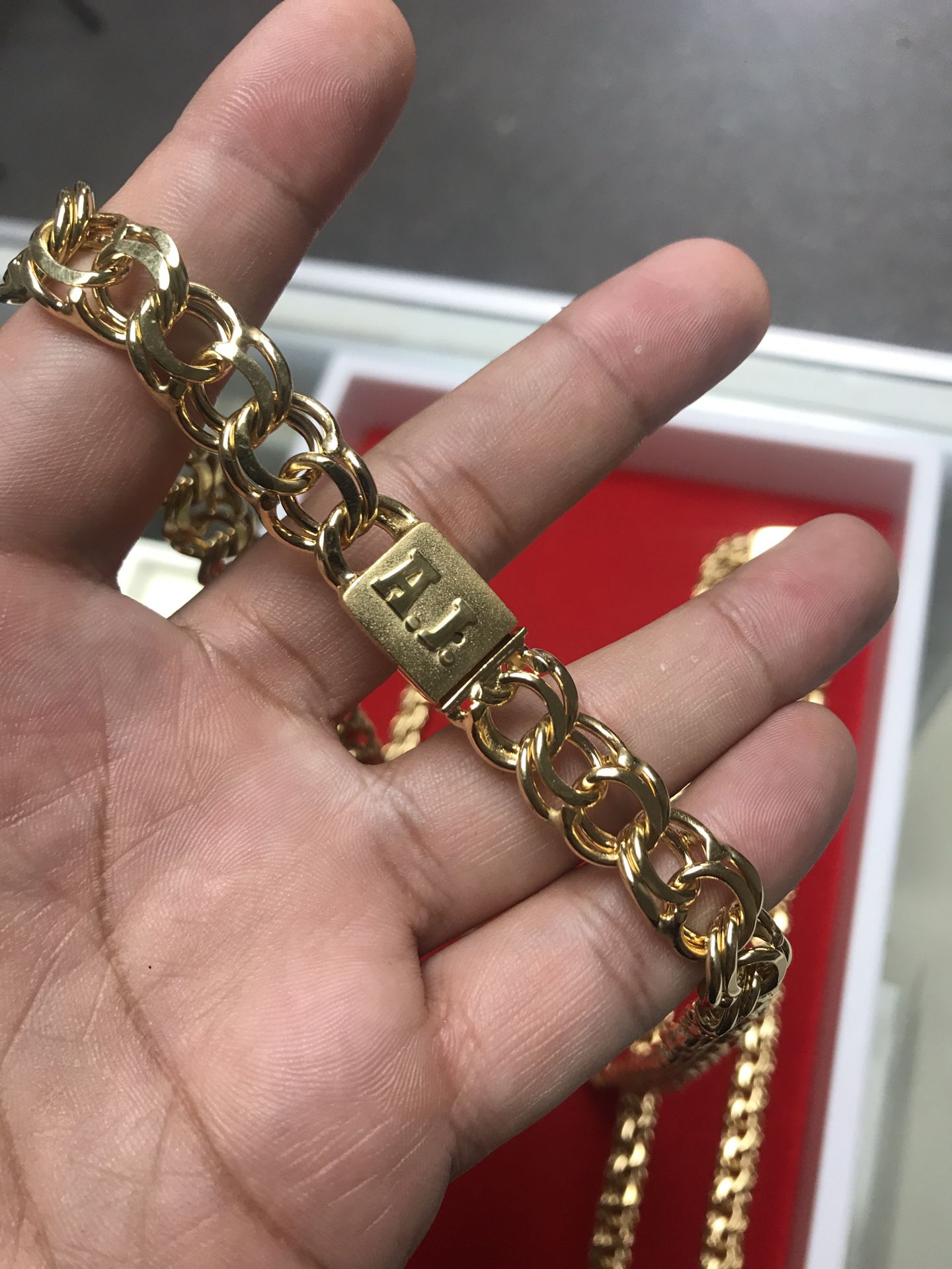 Custom made Gold filled Tejido Chino link chains and bracelets