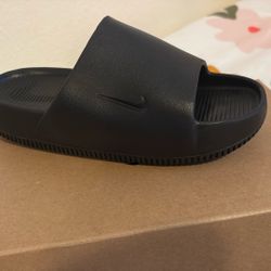 $30 NEW NIKE WOMENS 6 CALM SLIDES SANDAL 