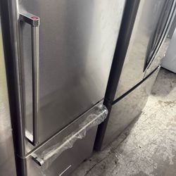 Kitchenaid 30 Inch Wide Refrigerator