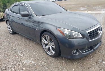 2011 Infiniti M56