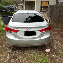 2013 Hyundai Elantra 