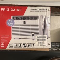 Frigidaire Air Condition 6000 BTU
