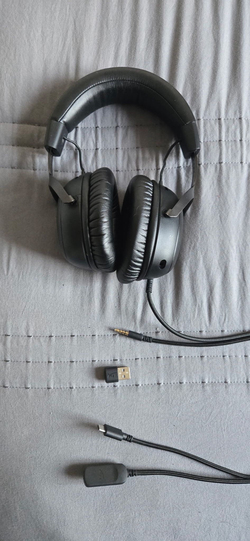 Hyperx cloud 3 Headset With Accessories 