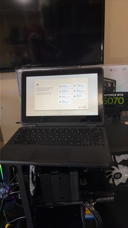 Dell CromeBook  touchscreen folds into a tablet