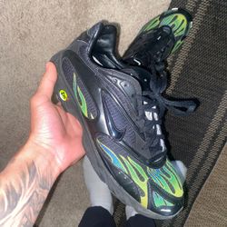 Supreme Zoom Air