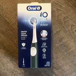 Oral B iO series 2 electric toothbrush