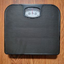 Mainstays Dial Analog Bathroom Body Scale