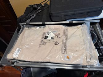 Brand new Carhartt wip sz XL Detroit jacket all canvas