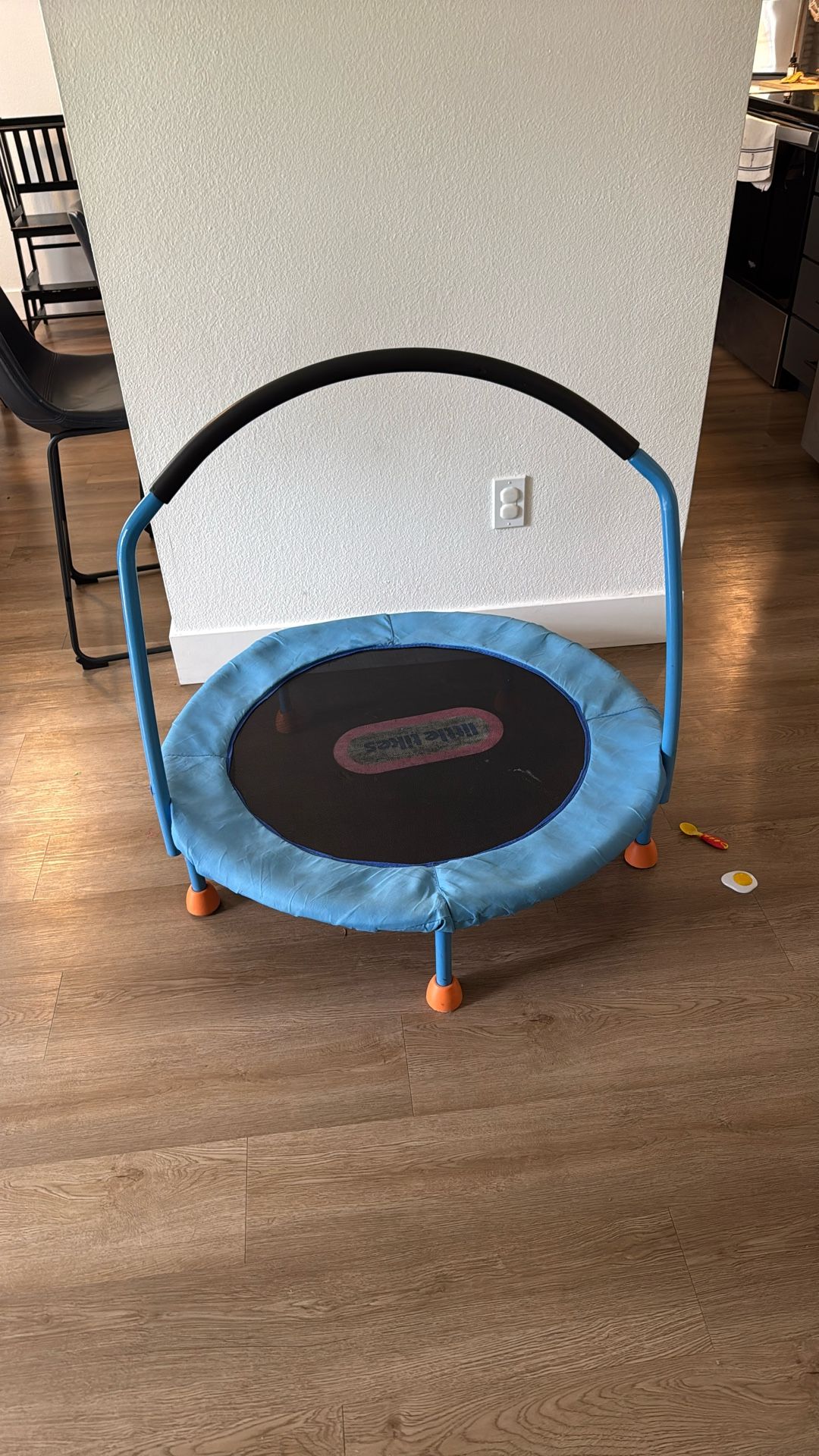 Little tike Trampoline