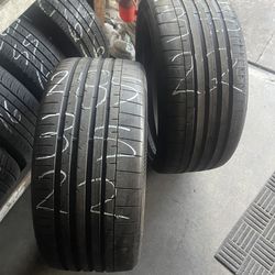 Set of 2 285/35/22 Continental