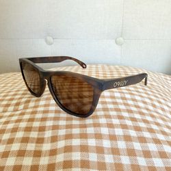 Oakley sunglasses