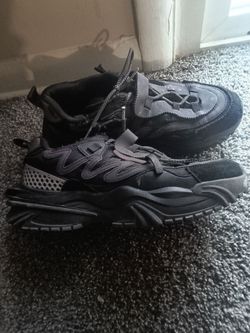 Java sneaker boots