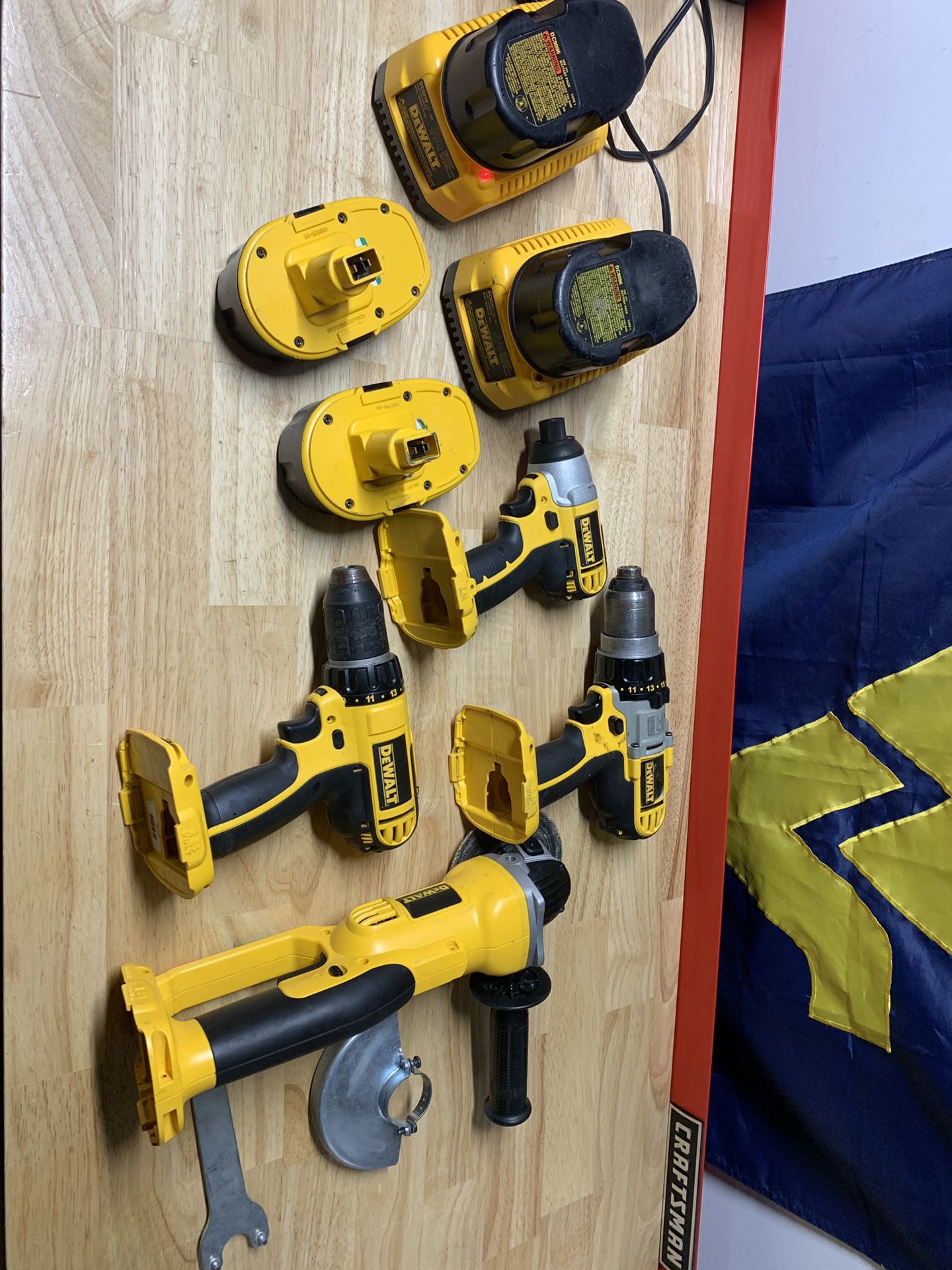 Dewalt 18v lot