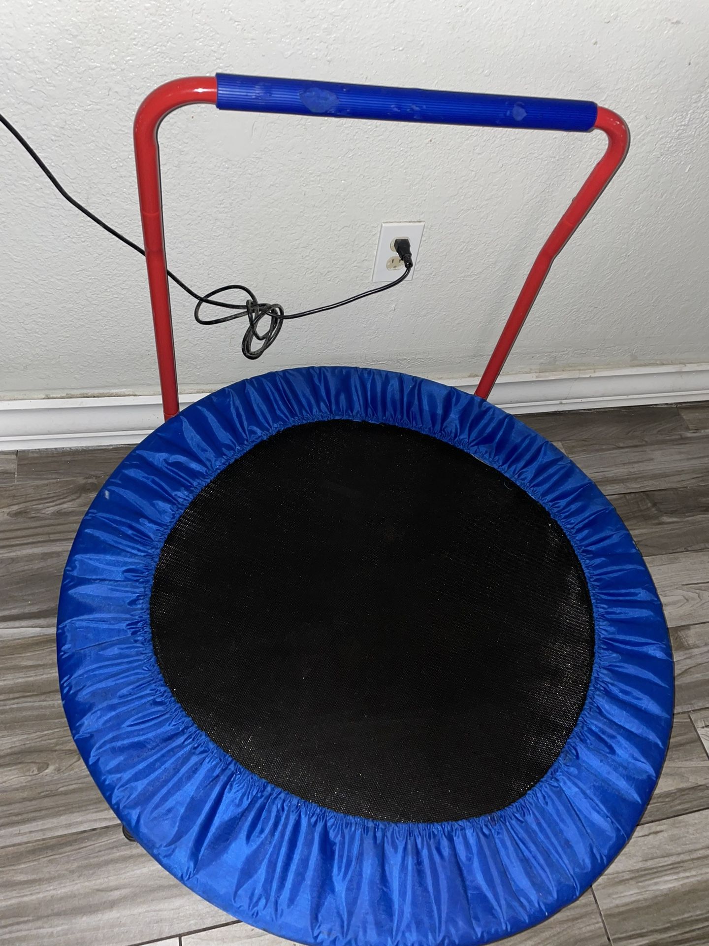 Trampoline
