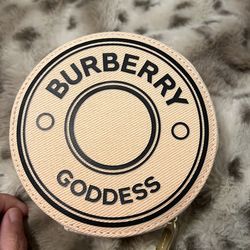 Burberry pouch