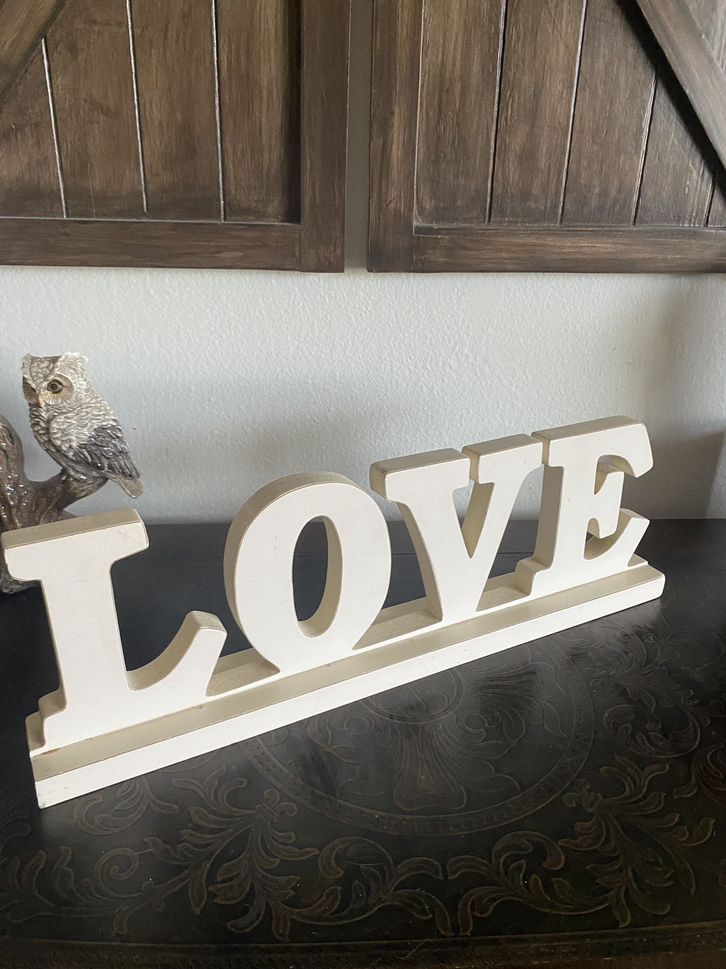 Wooden Love Shelf Sitter Sign