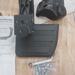 Toyota 2024 Tacoma Retractable Bed Step 