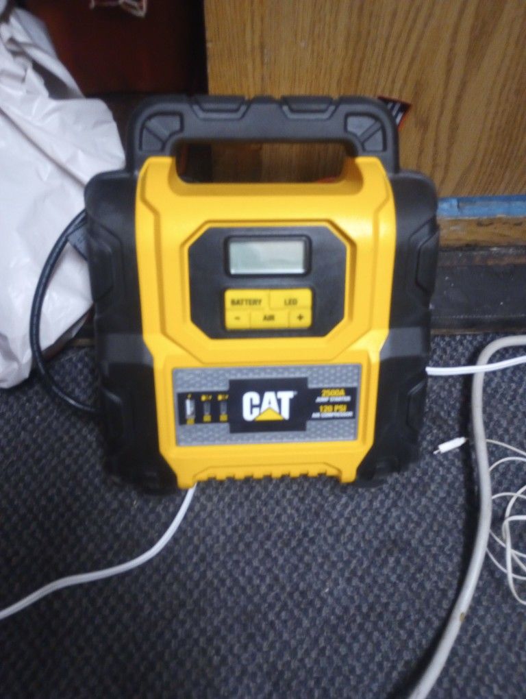 2500AA Jump Starter,,120 Psi Air Compressor