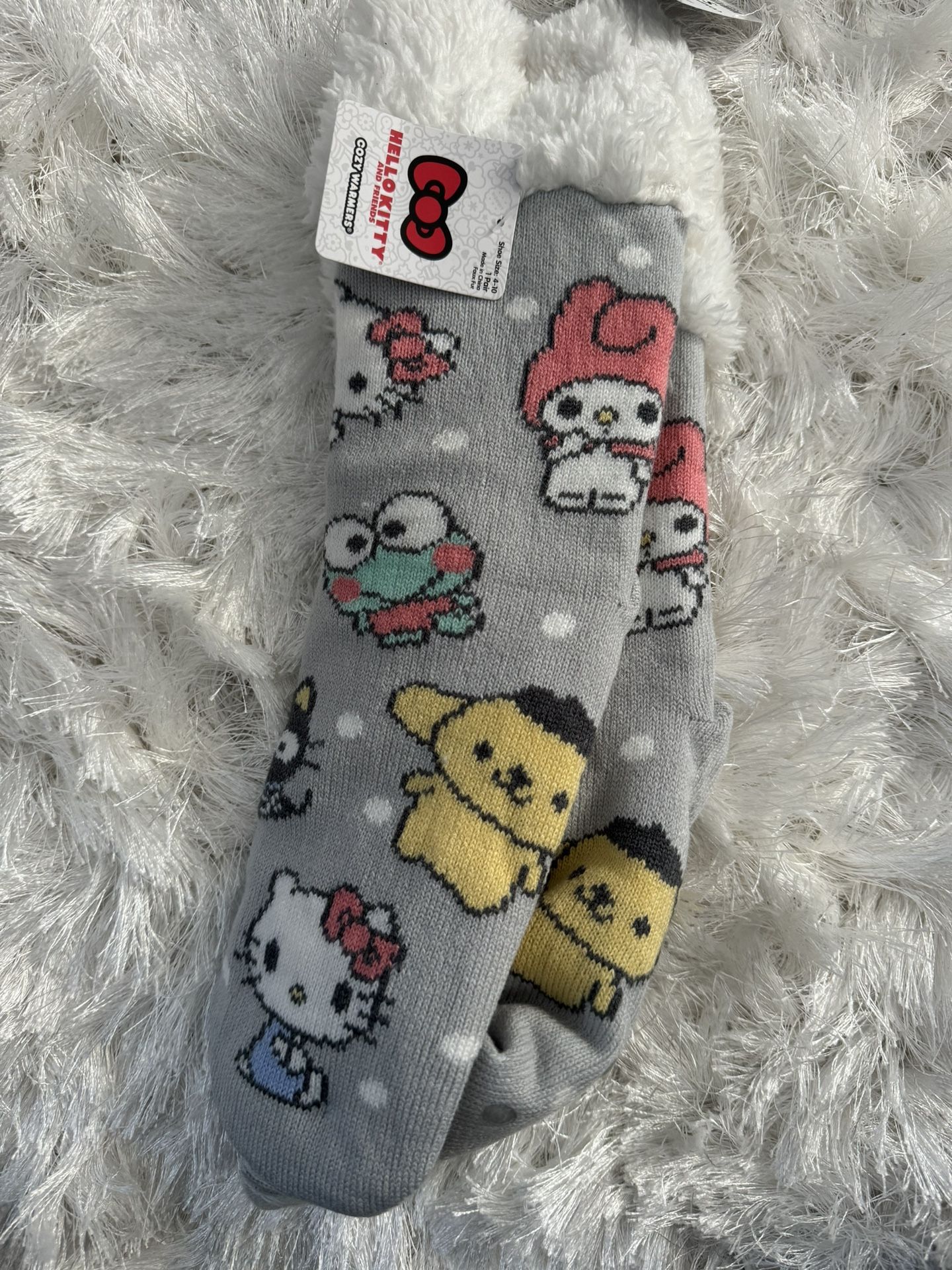 BRAND NEW: Hello Kitty Cozy Warmers