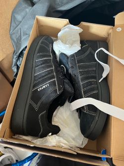 Men’s campus adidas black and white size 91/2