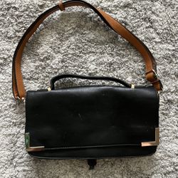 Vintage Women’s Cross Body Bag Black Color