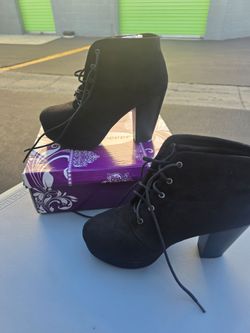 Black suade boot