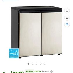 Avanti 5.5 C.u. Ft Refrigerator/Freezer