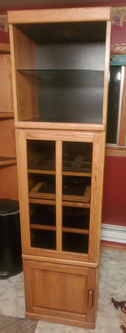 Entertainment cabinet