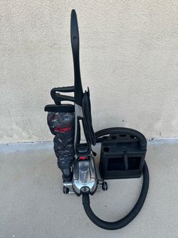 Kirby Avalir Vacuum