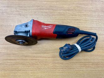Milwaukee 6130-33 4-1/2" 7 Amp Corded Angle Grinder w/ Cutting Wheel