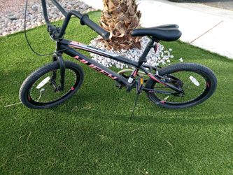 NICE HUFFY HXCOMP BIKE