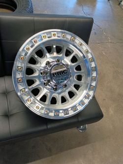 18 x 9 kmc wheels 8x170 Brand new 💥💥💥