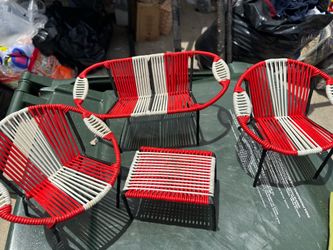 miniature Acapulco-style patio furniture set