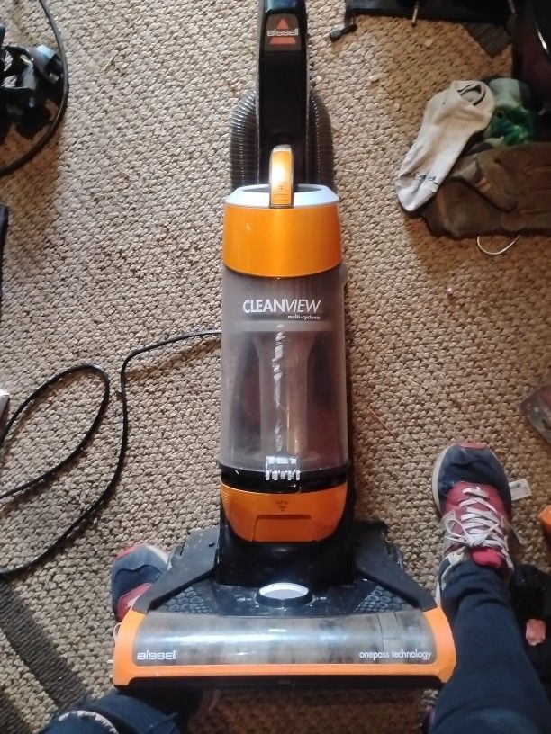 Bissell Cleanview Vacume