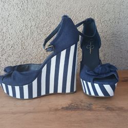 Jessica Simpsons Wedges 8-81/2