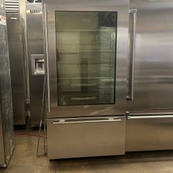 SUB ZERO 36”WIDE GLASS VIEW BOTTOM FREEZER 