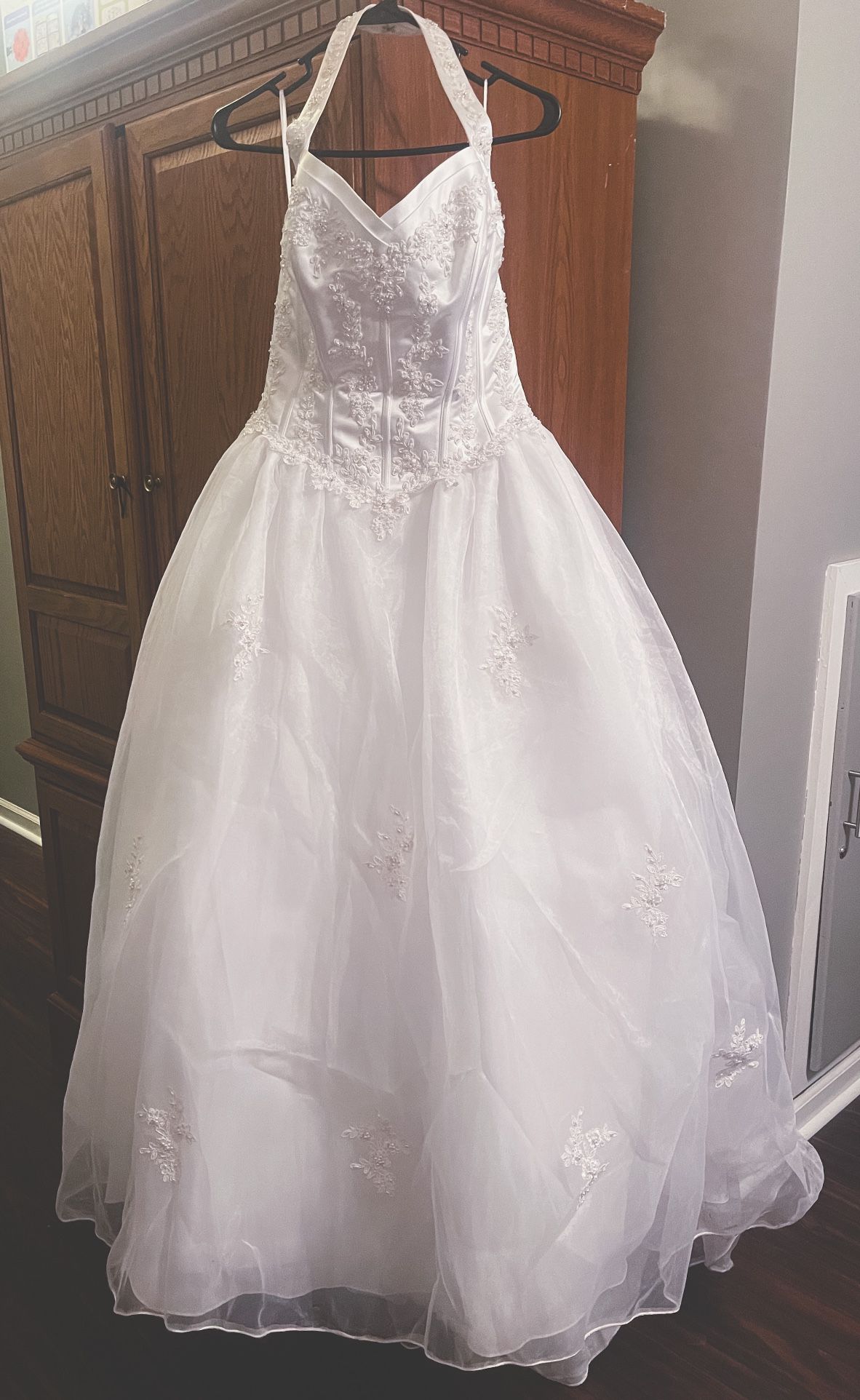 Wedding Dress Size 12 DaVinci Gown