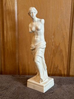 Vintage 11" Venus de Milo Alabaster Resin Statue