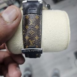 Louis Vuitton Tambour Q118f