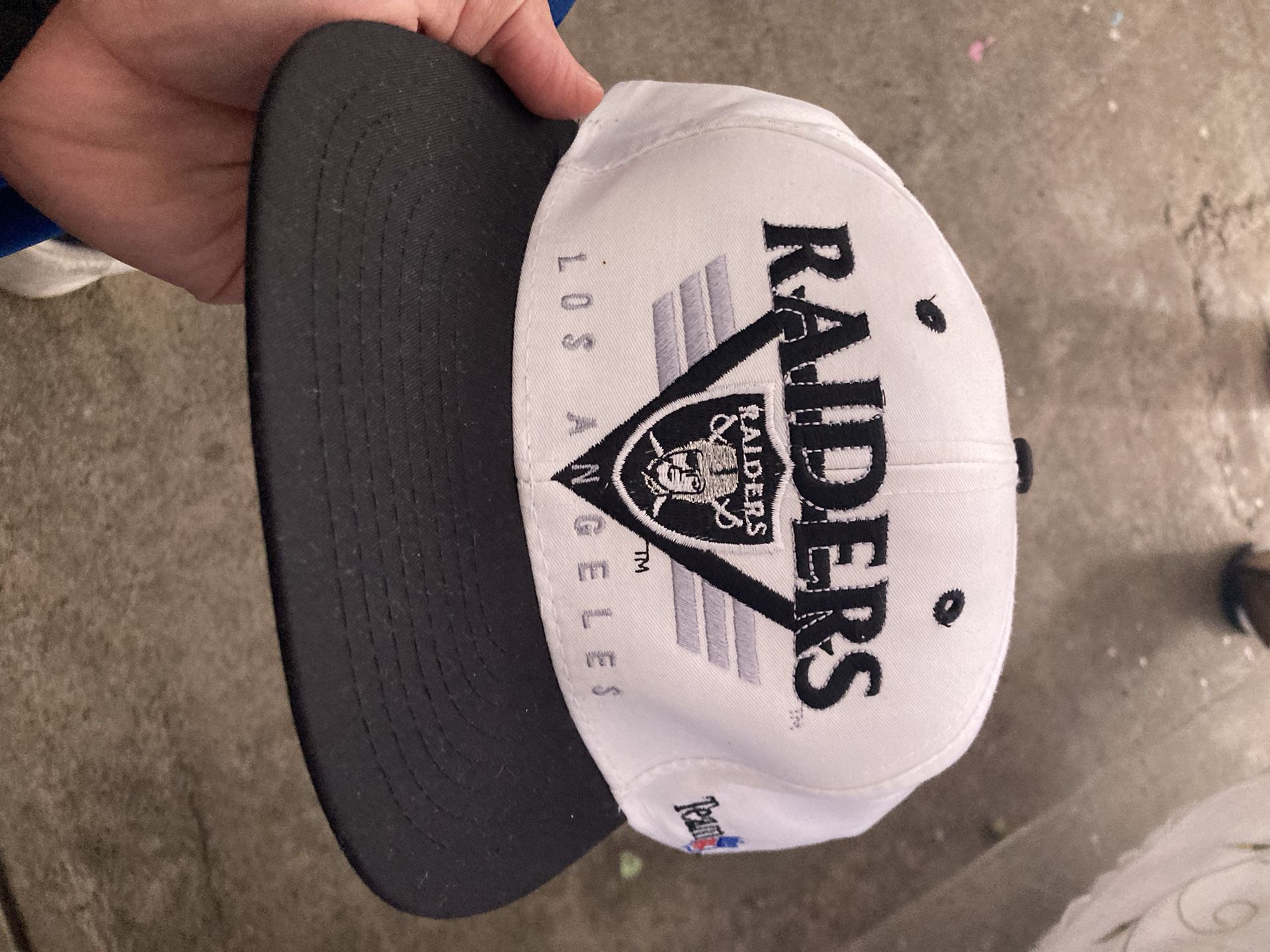 Vintage Los Angeles Raiders SnapBack Hat for Sale in Los Angeles, CA -  OfferUp