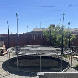 Trampoline 