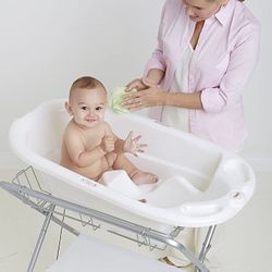 Primo - Bath + Folding Stand, Pearl White & Silver