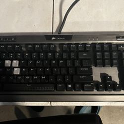 Corsair K95 Platinum